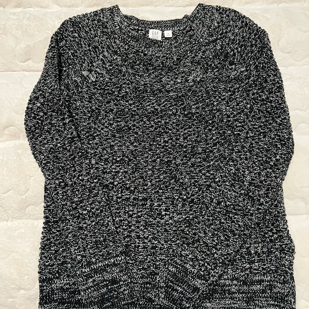 Womans Sweater Black